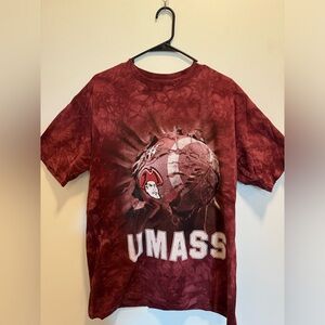 UMASS football T-shirt LARGE